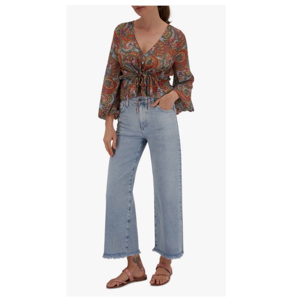 AG Saige Wide Leg Crop High Rise Frayed Hem Light Wash Jean, size